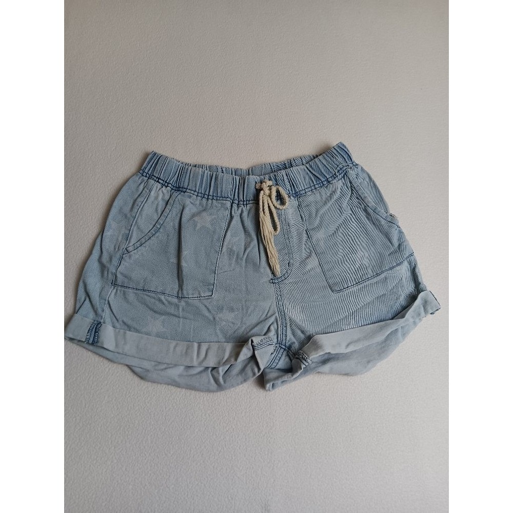 No Boundaries Girls Light Wash Star Print Denim Pull On Cuffed Shorts L 11-13